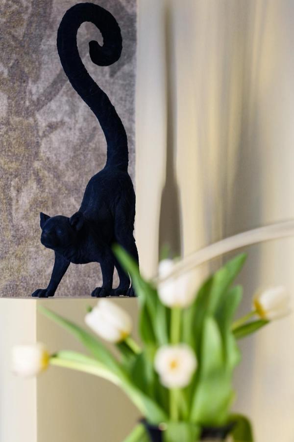 House Of Frames Bed & Breakfast มิลาน ภายนอก รูปภาพ