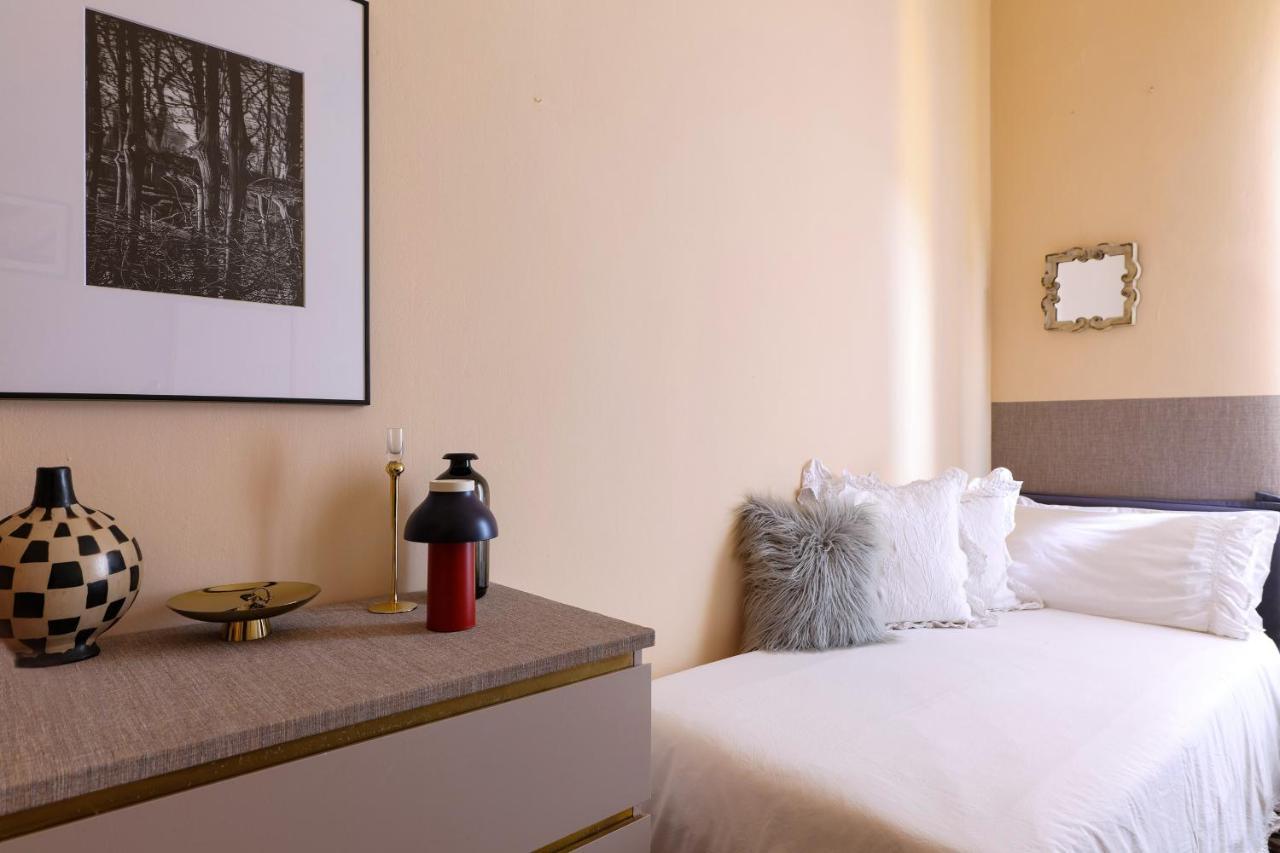 House Of Frames Bed & Breakfast มิลาน ภายนอก รูปภาพ